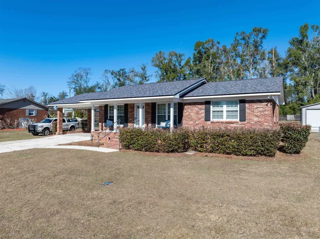 $263,900 | 454 Northwest Whispering Pines Loop, Madison, FL 32340