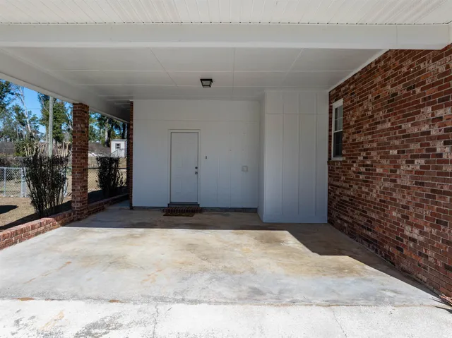 $263,900 | 454 Northwest Whispering Pines Loop, Madison, FL 32340