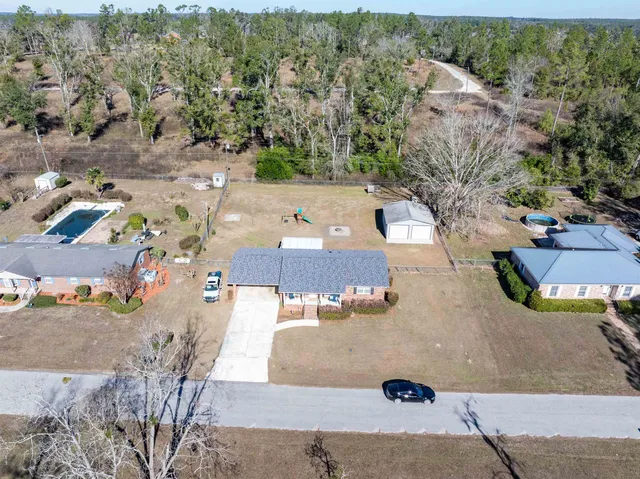 $263,900 | 454 Northwest Whispering Pines Loop, Madison, FL 32340