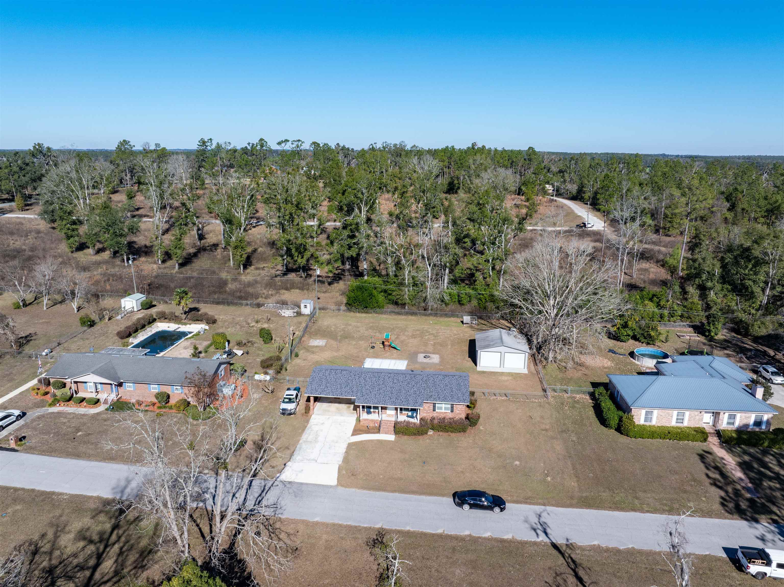 454 Northwest Whispering Pines Loop Madison, FL 32340 - Photo 6 of 40