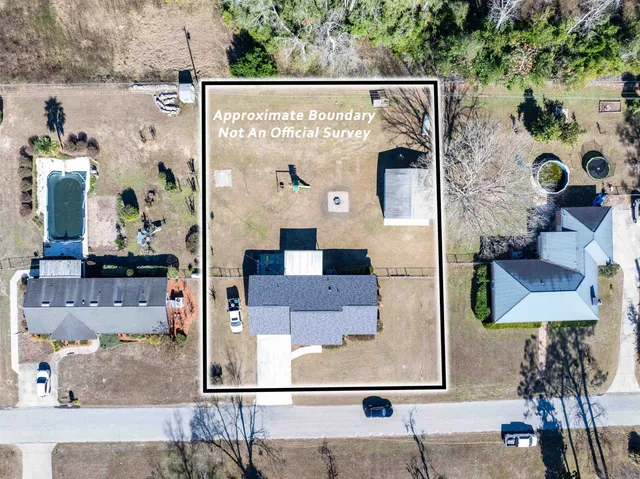 $263,900 | 454 Northwest Whispering Pines Loop, Madison, FL 32340