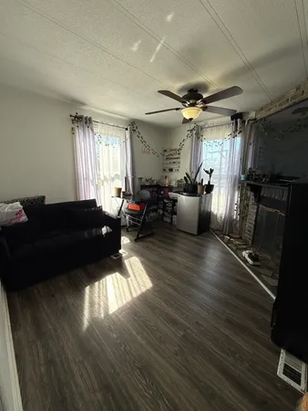 $95,000 | 22 Hearthside Drive, Matteson, IL 60443