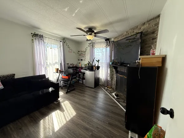 $95,000 | 22 Hearthside Drive, Matteson, IL 60443