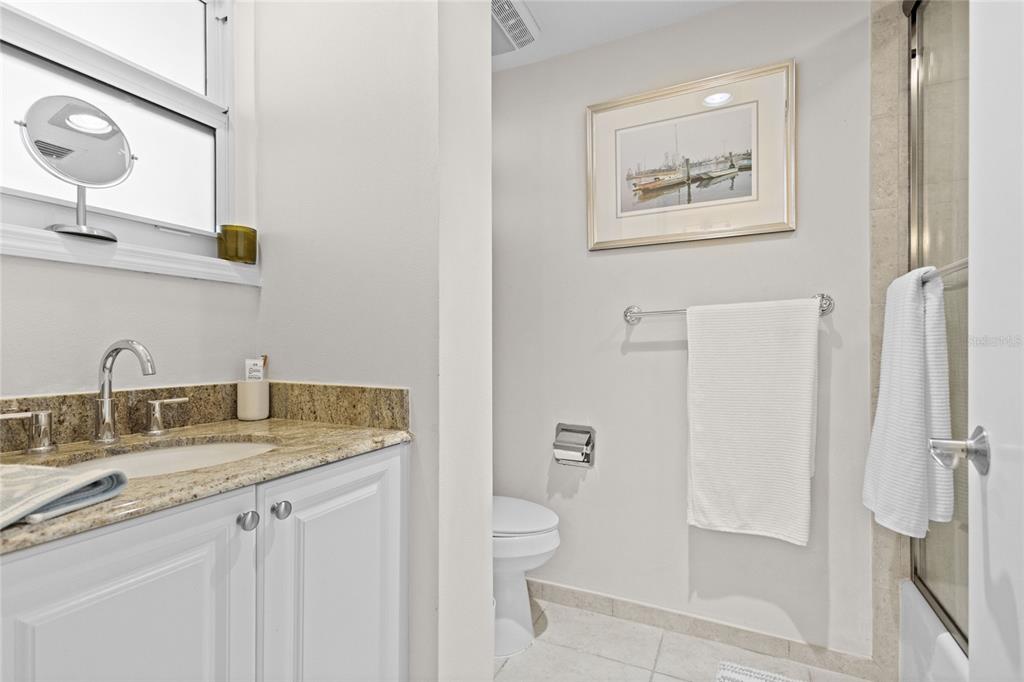 225 Sands Point Road, Unit 6103 Longboat Key, FL 34228 - Photo 18 of 35