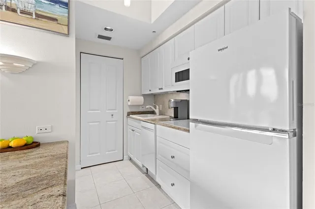 $599,000 | 225 Sands Point Road, Unit 6103, Longboat Key, FL 34228