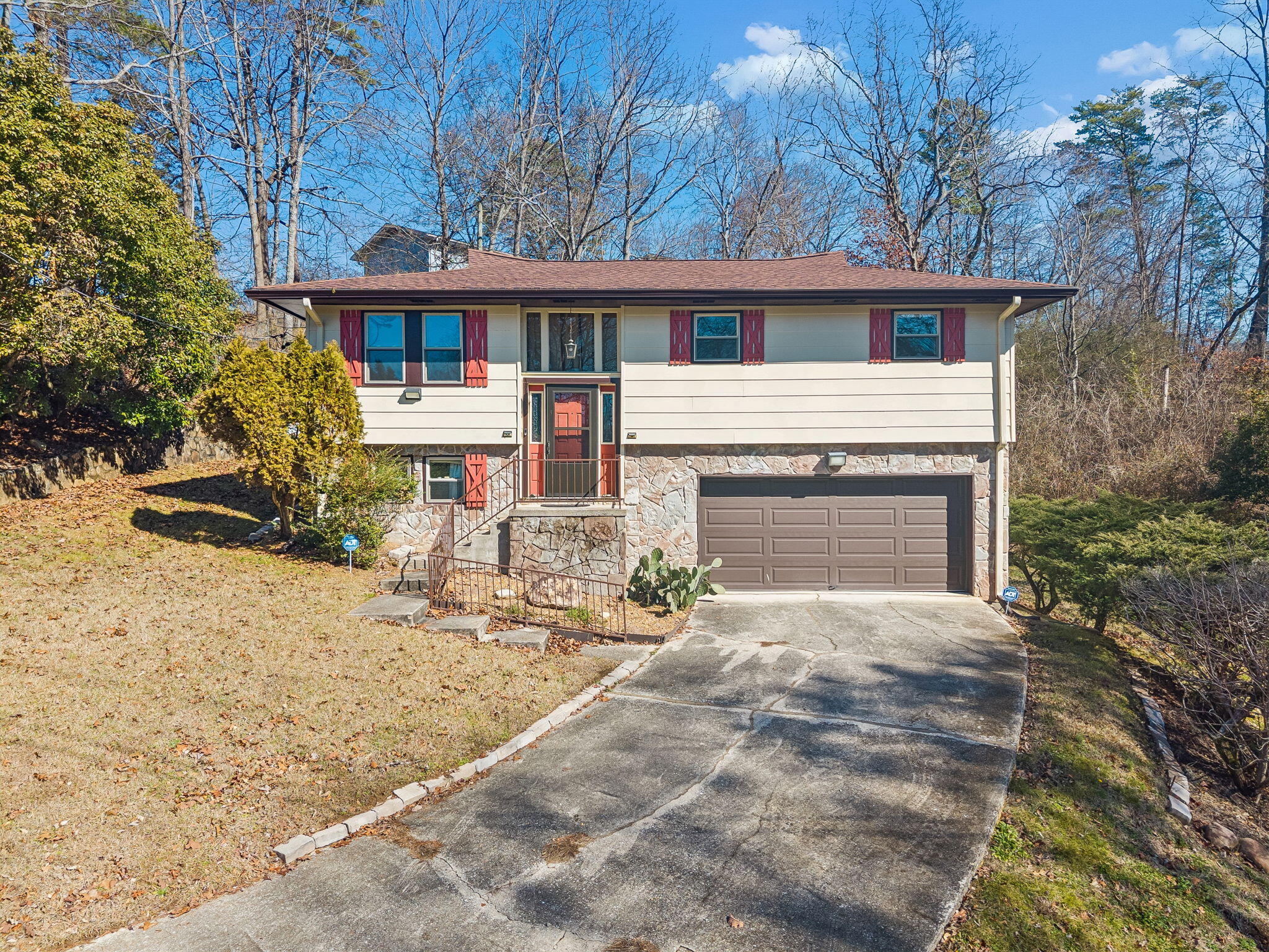 311 Branch Drive Hixson, TN 37343 - Photo 1 of 32 IMG_2365