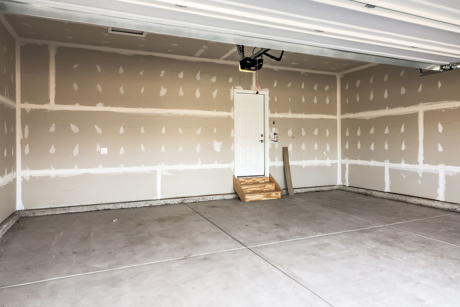 715 Maplewood Circle Elburn, IL 60119 - Photo 31 of 32 a view of an empty room with a window