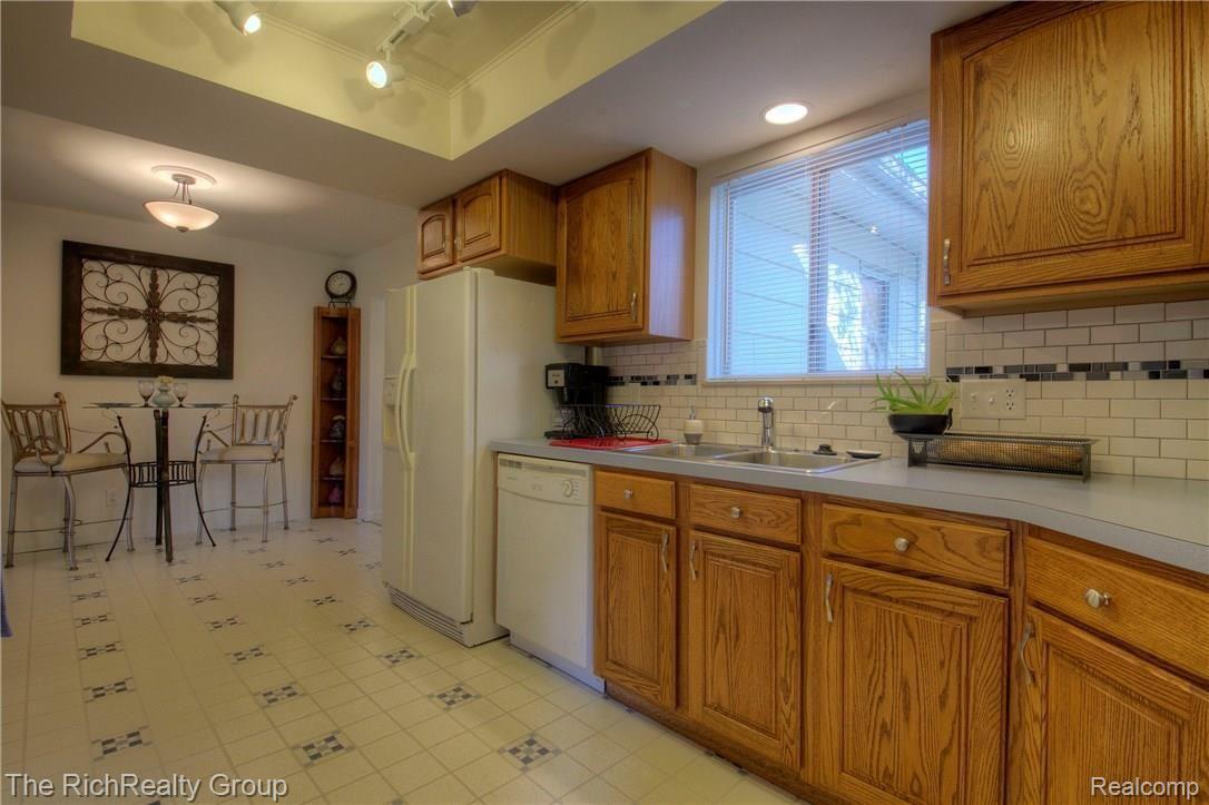 7571 Bray Road Vassar, MI 48768 - Photo 24 of 60 24_fb16.jpg