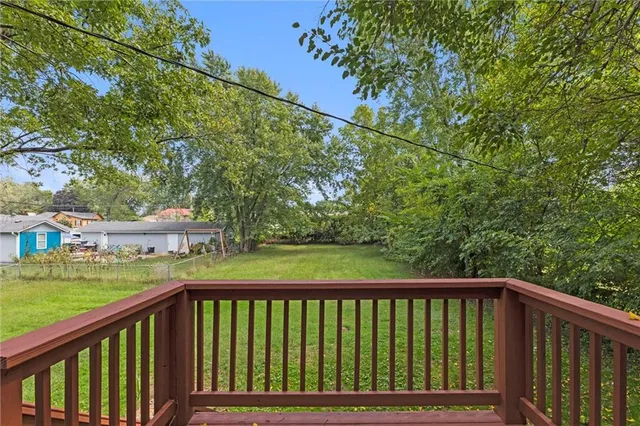 $329,800 | 404 North Washington Street, Spring Hill, KS 66083