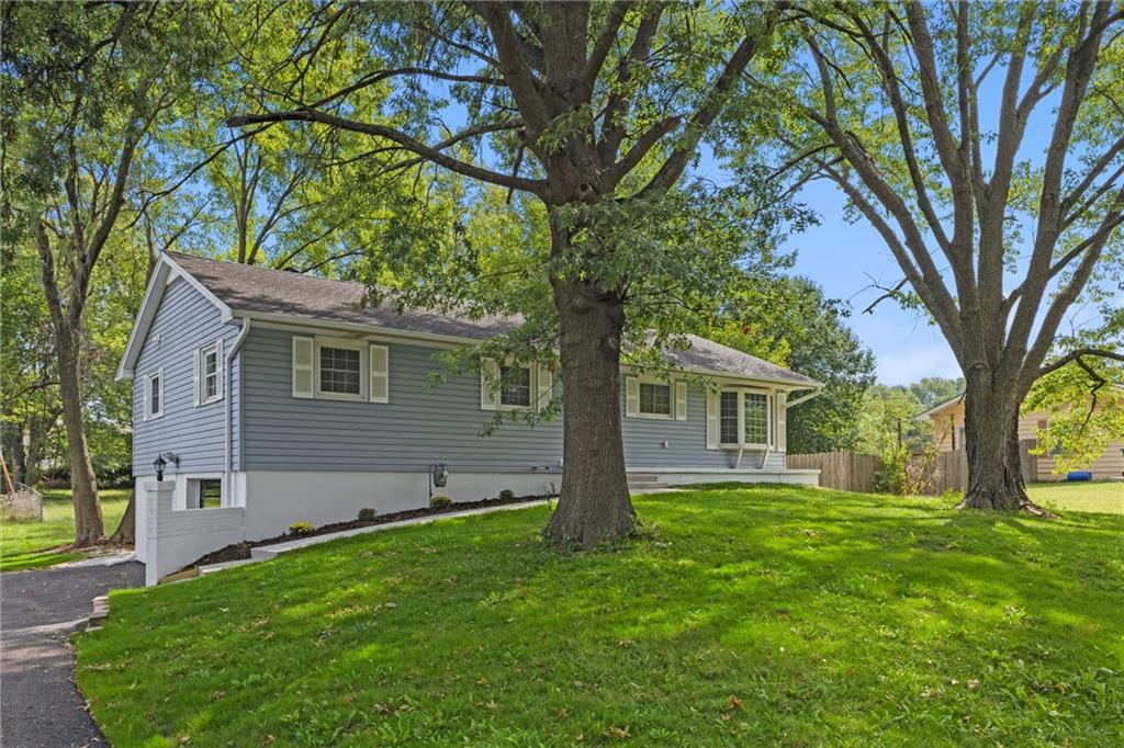 404 North Washington Street Spring Hill, KS 66083 - Photo 28 of 30