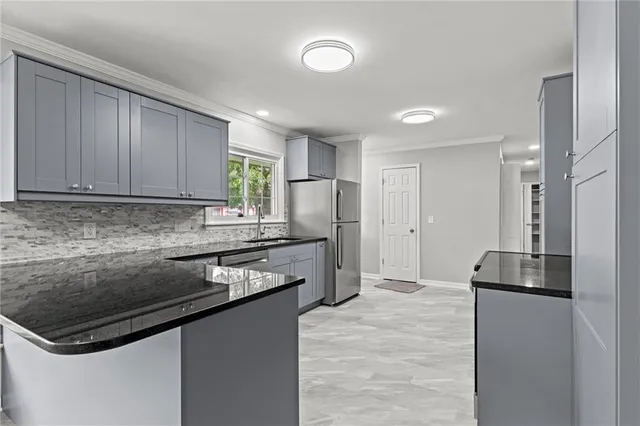 $329,800 | 404 North Washington Street, Spring Hill, KS 66083