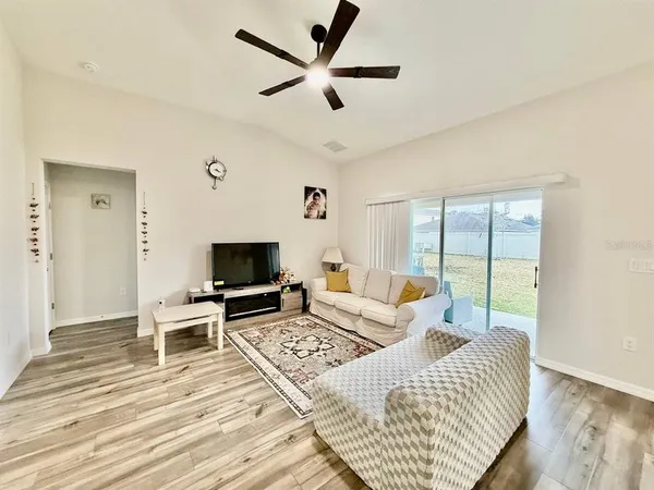 $2,580 | 14841 Sterling Spur Avenue, Lithia, FL 33547