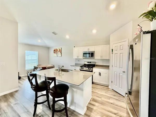 $2,580 | 14841 Sterling Spur Avenue, Lithia, FL 33547