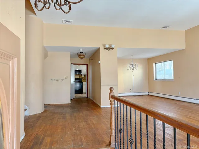 $725,000 | 3186 Grand Avenue, Baldwin Harbor, NY 11510