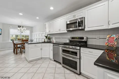 $759,000 | 1 Beekman Hill Road, Caldwell, NJ 07006