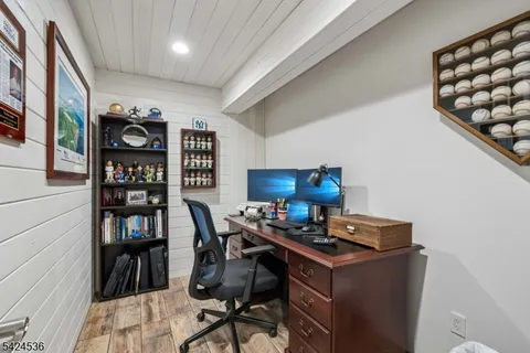 $759,000 | 1 Beekman Hill Road, Caldwell, NJ 07006