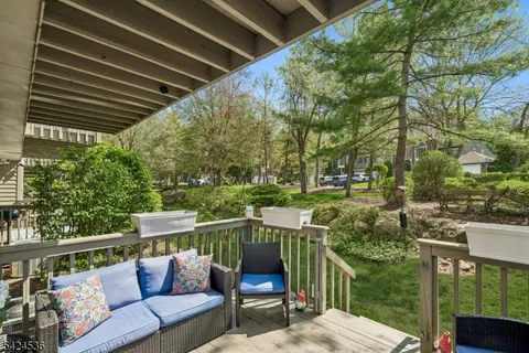 $759,000 | 1 Beekman Hill Road, Caldwell, NJ 07006