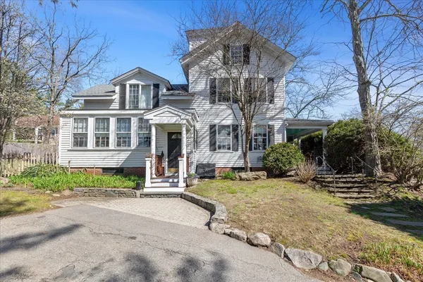 $1,085,000 | 1069 Central Avenue, Needham, MA 02492