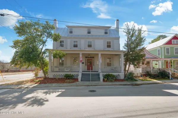 $690,000 | 501 New Street, New Bern, NC 28560