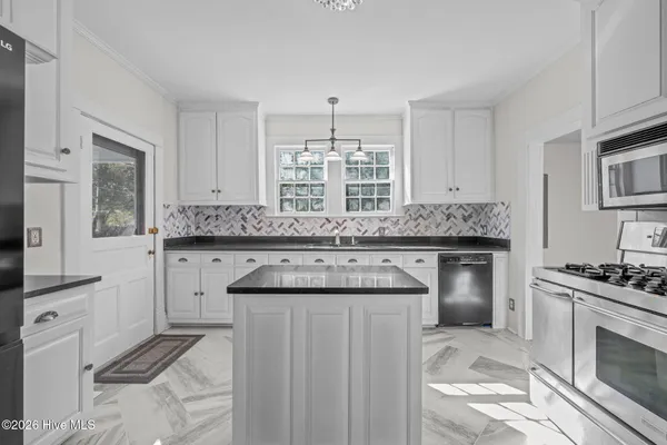 $680,000 | 501 New Street, New Bern, NC 28560