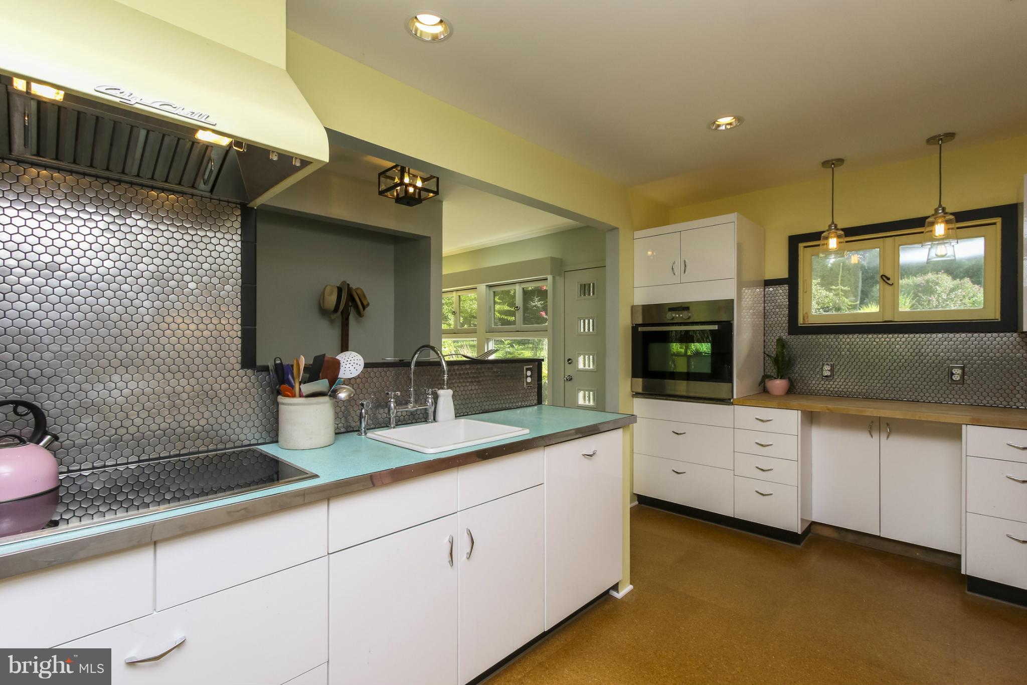 1307 Doves Cove Road Towson, MD 21286 - Photo 14 of 30 Kitchen