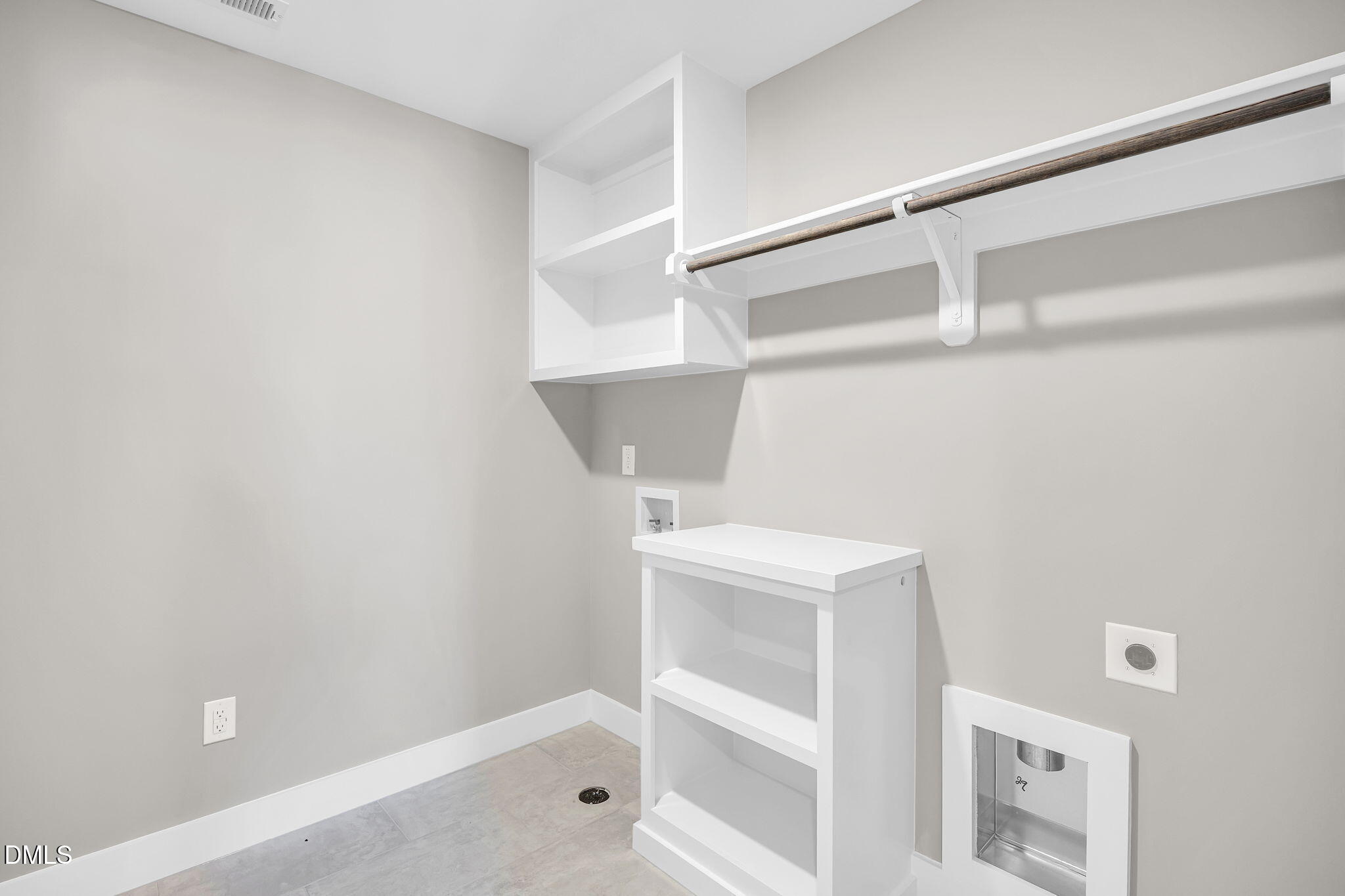 250 Freedom Ridge Drive Smithfield, NC 27577 - Photo 15 of 32 a bathroom with a sink and shower