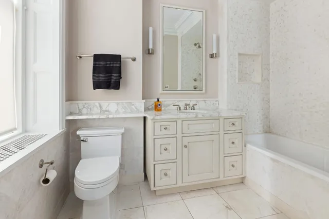 $8,250,000 | 390 West End Avenue, Unit 10D | Upper West Side