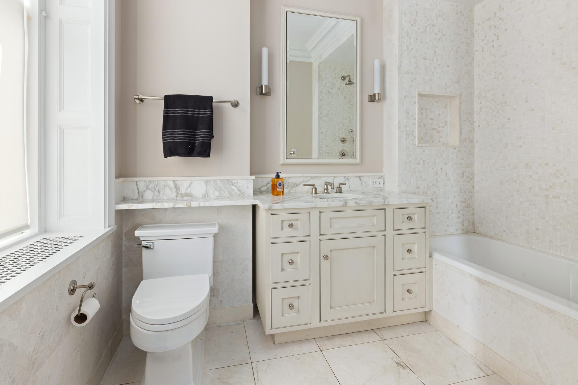 390 West End Avenue, Unit 10D Manhattan, NY 10024 - Photo 8 of 12