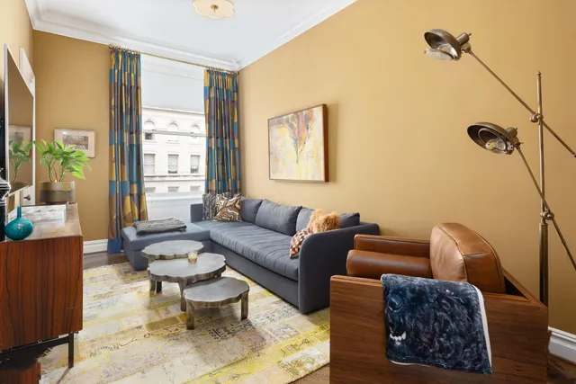 $8,250,000 | 390 West End Avenue, Unit 10D | Upper West Side
