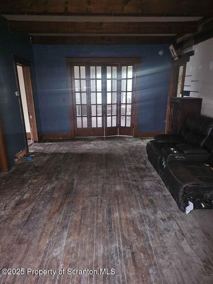 507 Delaware Street Forest City, PA 18421 - Photo 5 of 24 a view of an empty room