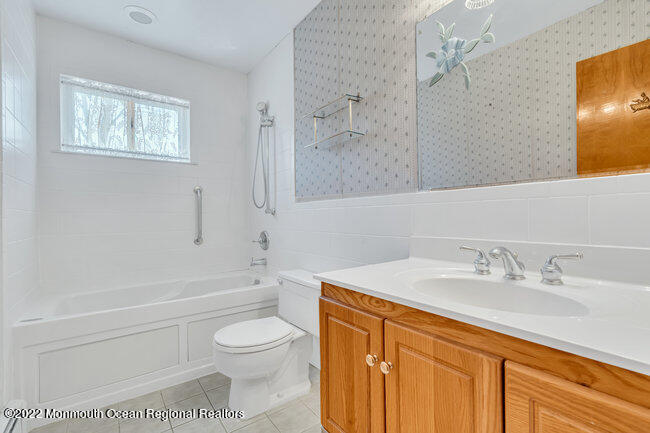 1627 Marconi Road Wall, NJ 07719 - Photo 16 of 34 028_dsc02766