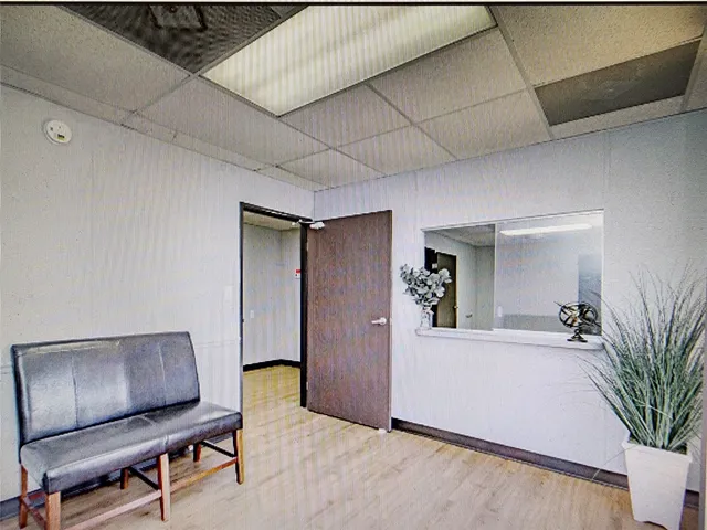 $3,200 | 3373 East Highway 6, Alvin, TX 77511