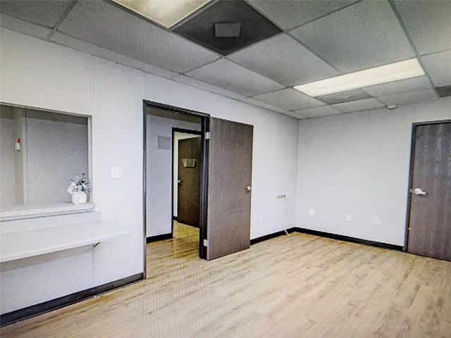 $3,200 | 3373 East Highway 6, Alvin, TX 77511