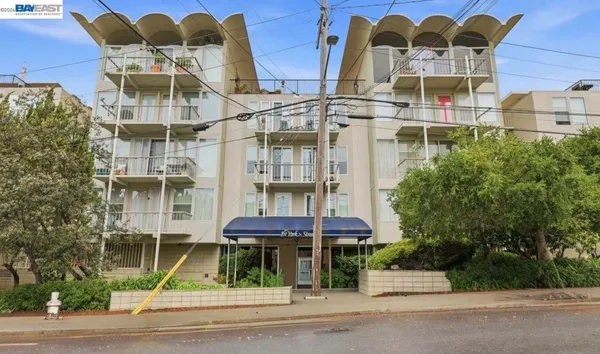 $215,000 | 811 York Street, Unit 326, Oakland, CA 94610