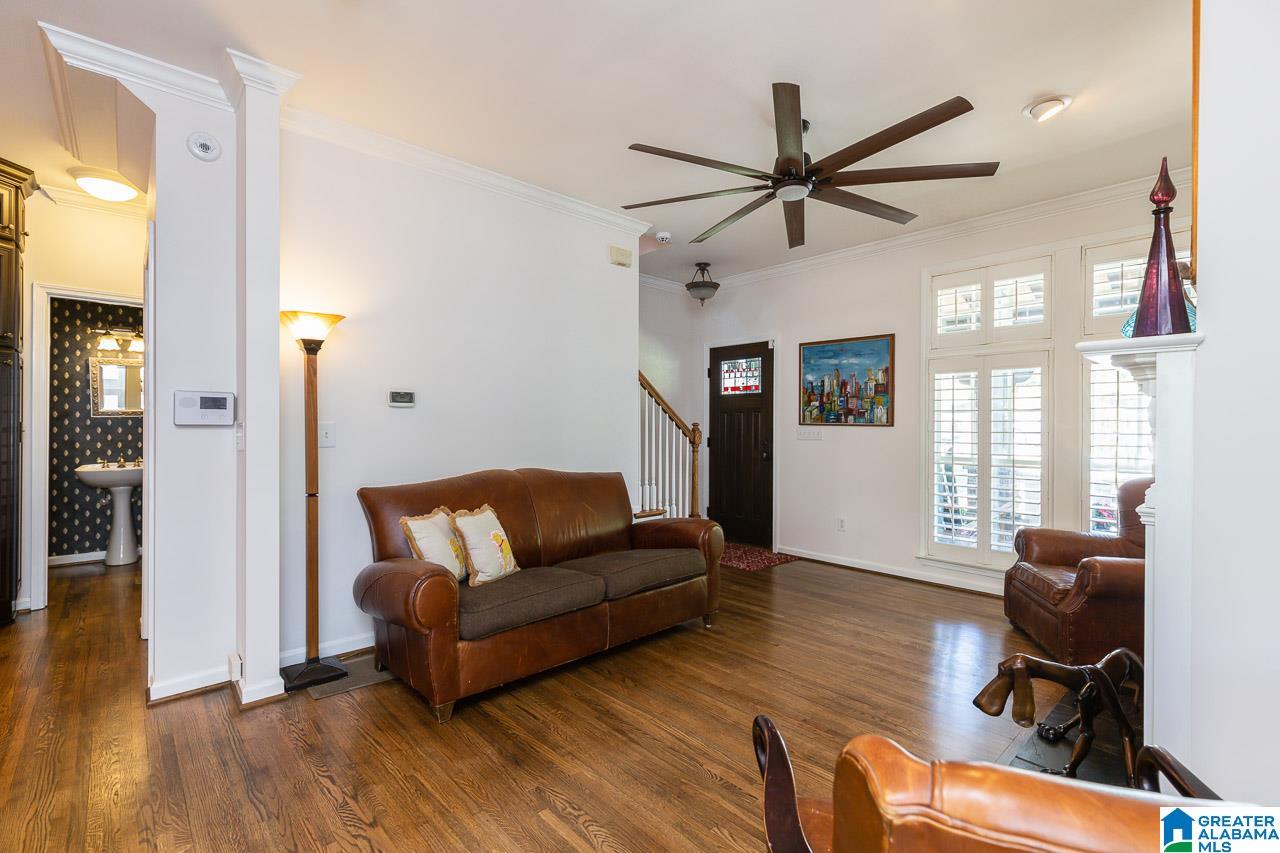901 Highland Road Birmingham, AL 35209 - Photo 3 of 46