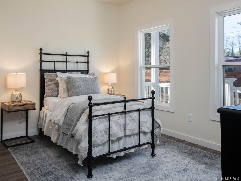 300 Pritchard Road Candler, NC 28715 - Photo 18 of 28 Gallery Image 18