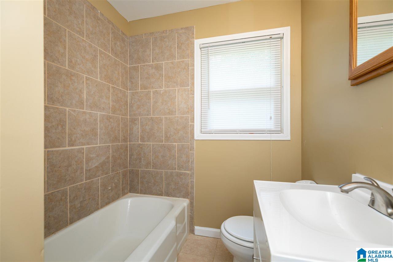 2804 Cedar Lane Adamsville, AL 35005 - Photo 18 of 20