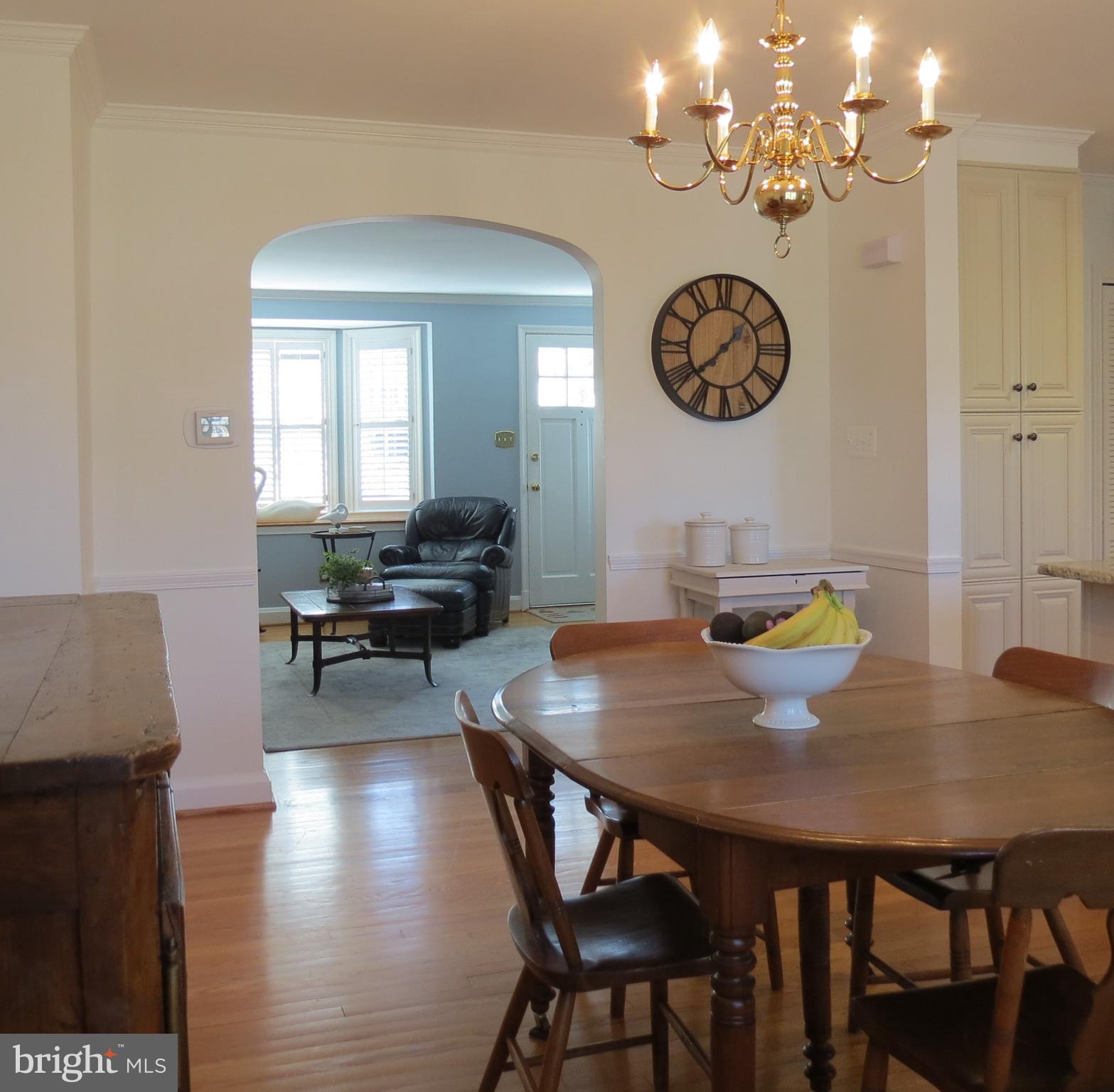 7119 Heathfield Road Baltimore, MD 21212 - Photo 4 of 19