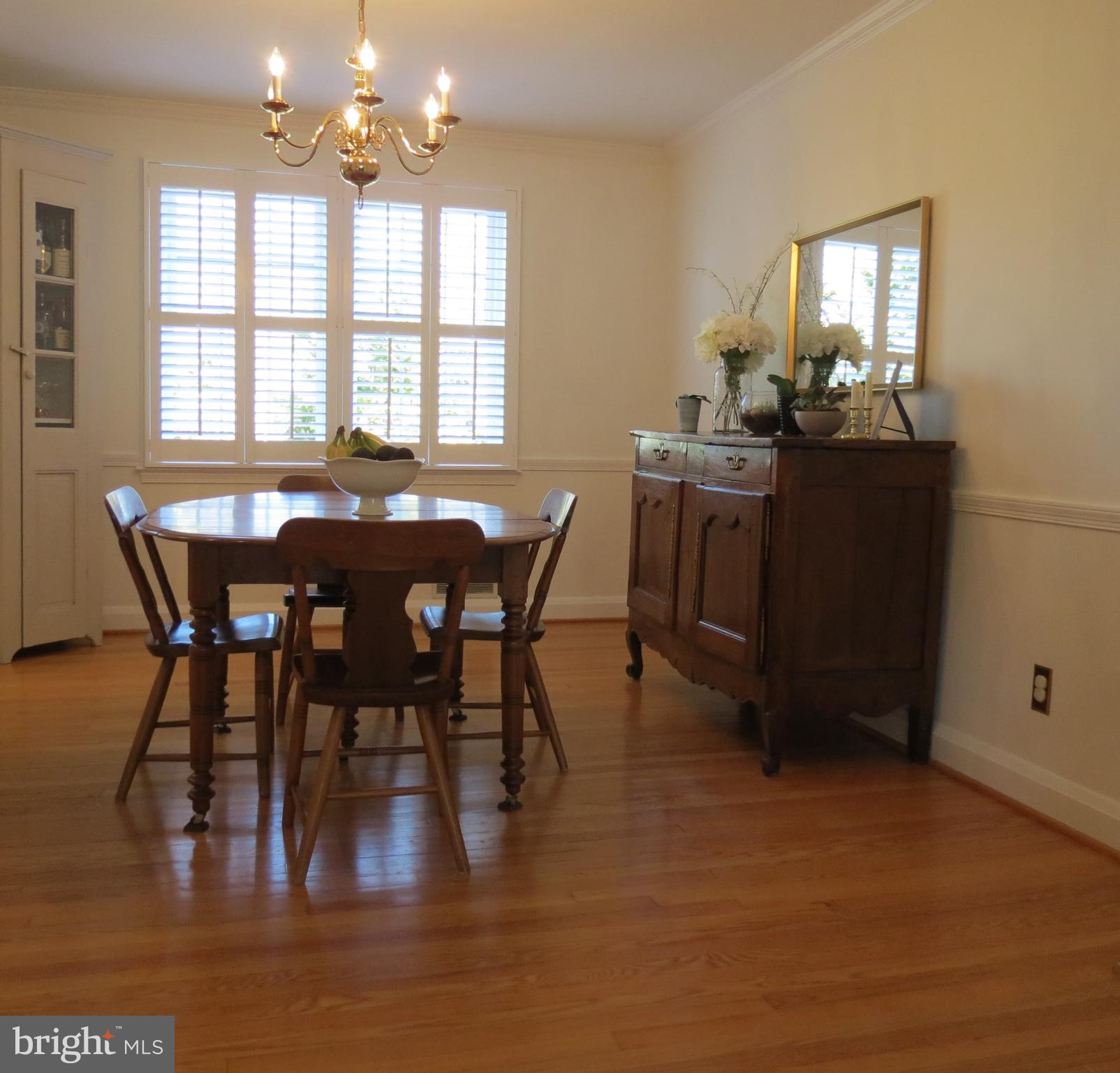 7119 Heathfield Road Baltimore, MD 21212 - Photo 5 of 19