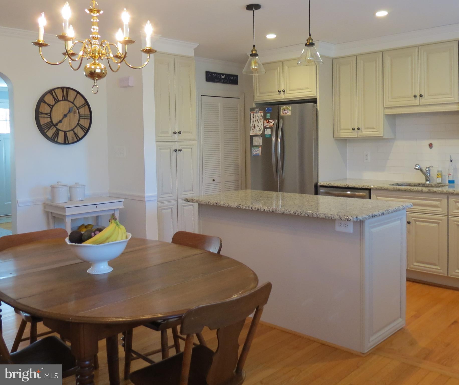 7119 Heathfield Road Baltimore, MD 21212 - Photo 6 of 19