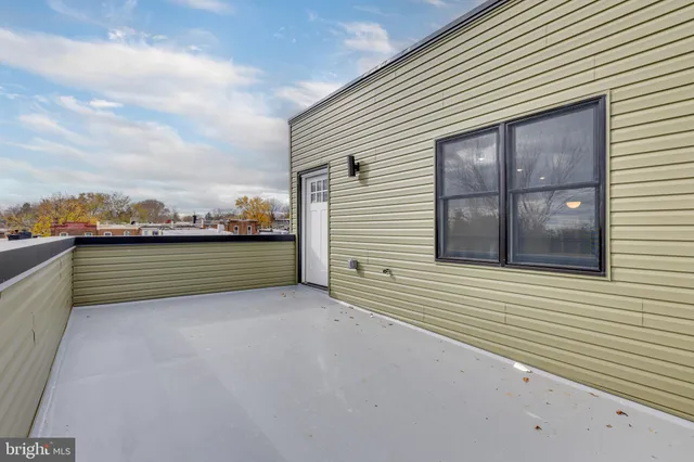 a view of a terrace with sky view