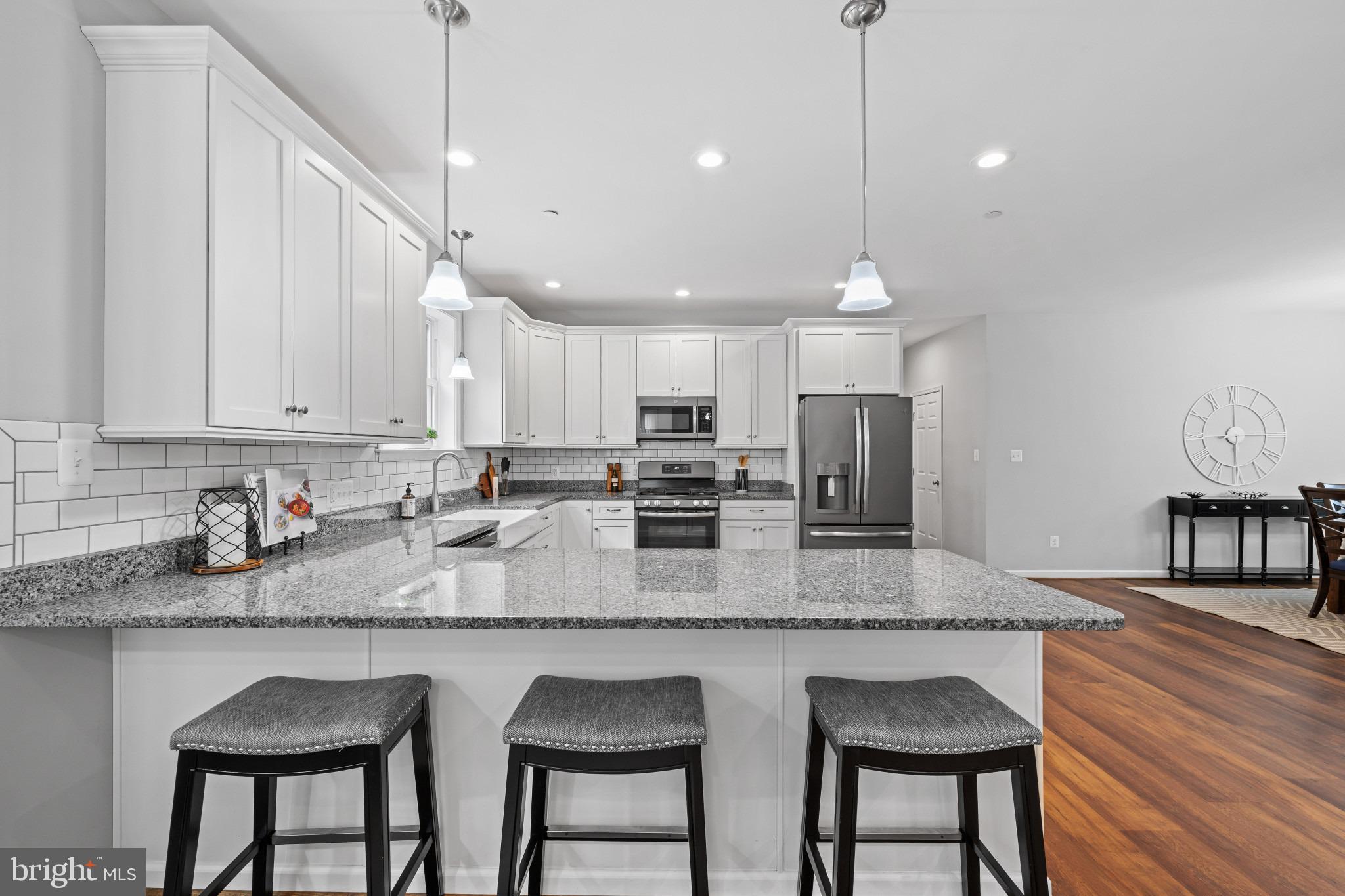 7631 Old Columbia Road Laurel, MD 20723 - Photo 10 of 62 Breakfast bar