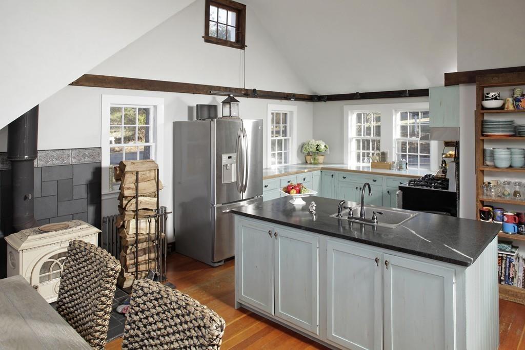 748 First Parish Road Scituate, MA 02066 - Photo 5 of 14 Gallery Image 5