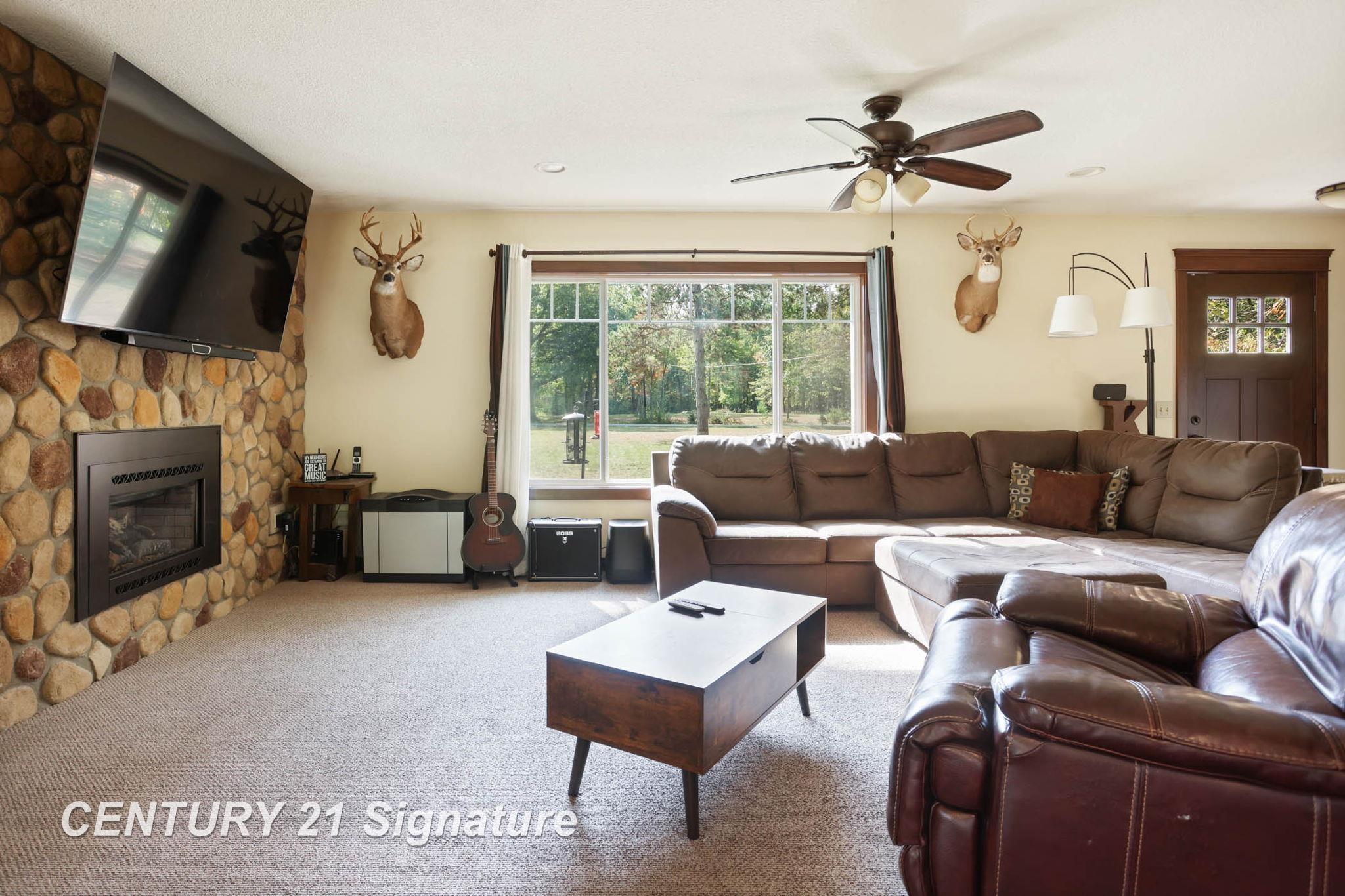 11700 Wahl Road St. Charles, MI 48655 - Photo 10 of 40 50157825-9140c43b-63be-48d0-a004-be8377a3f19c.JPG