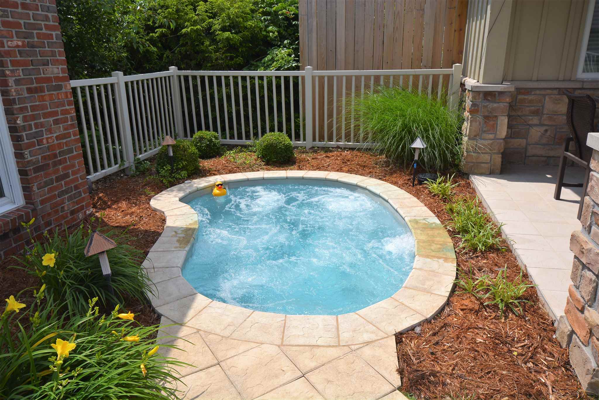 1835 Cobblestone Road Jasper, IN 47546 - Photo 21 of 30 Gallery Image 21
