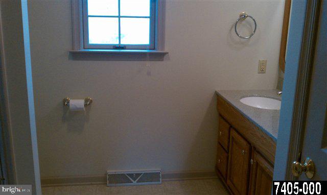 2766 Stoverstown Road Spring Grove, PA 17362 - Photo 10 of 14