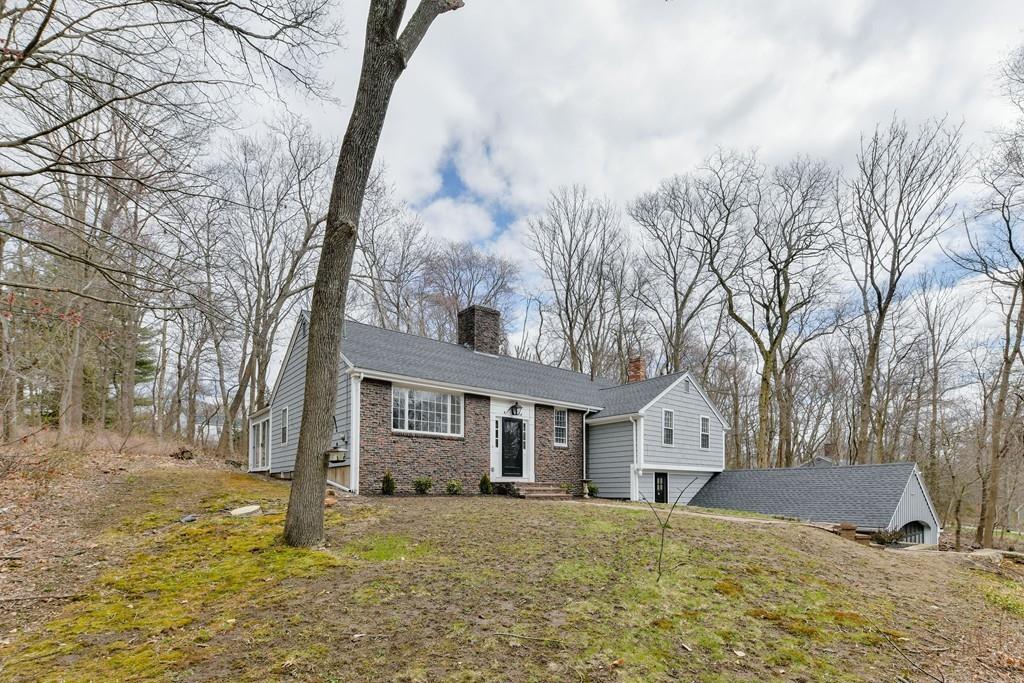 6 Enon Road Wenham, MA 01984 - Photo 3 of 27 Gallery Image 3
