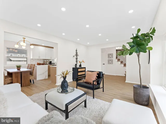 $599,000 | 98 Red Stone Ridge, Delran, NJ 08075