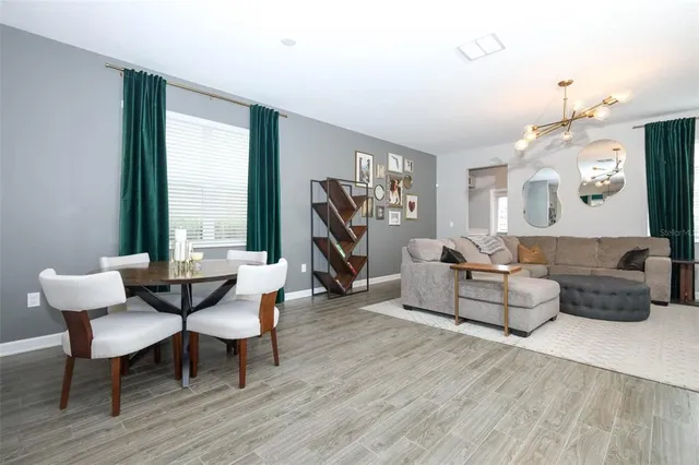 $2,900 | 12003 Theme Alley, Orlando, FL 32832