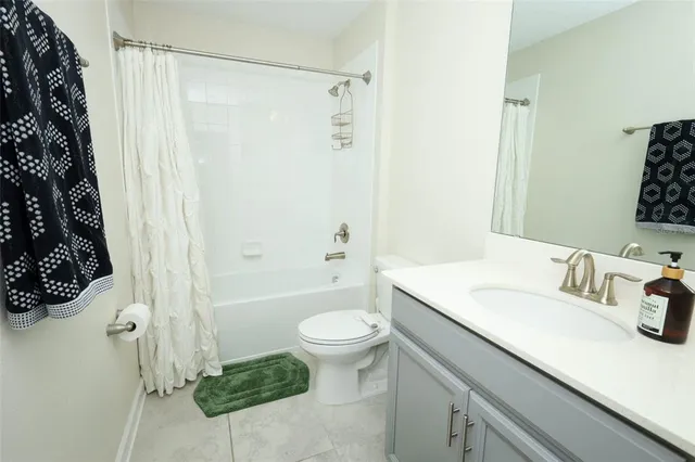 $2,900 | 12003 Theme Alley, Orlando, FL 32832